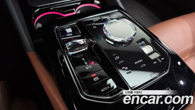 BMW 5 Series (G60) 530i xDrive M Sport 2024 — фото 9
