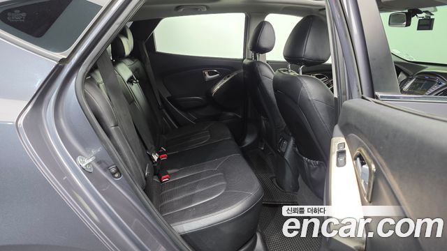 Hyundai Tucson ix Diesel(e-VGT) 2WD Modern 2014 — фото 12