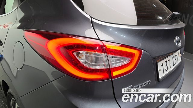 Hyundai Tucson ix Diesel(e-VGT) 2WD Modern 2014 — фото 23