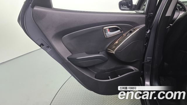 Hyundai Tucson ix Diesel(e-VGT) 2WD Modern 2014 — фото 25