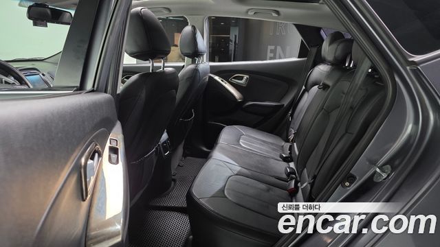 Hyundai Tucson ix Diesel(e-VGT) 2WD Modern 2014 — фото 26