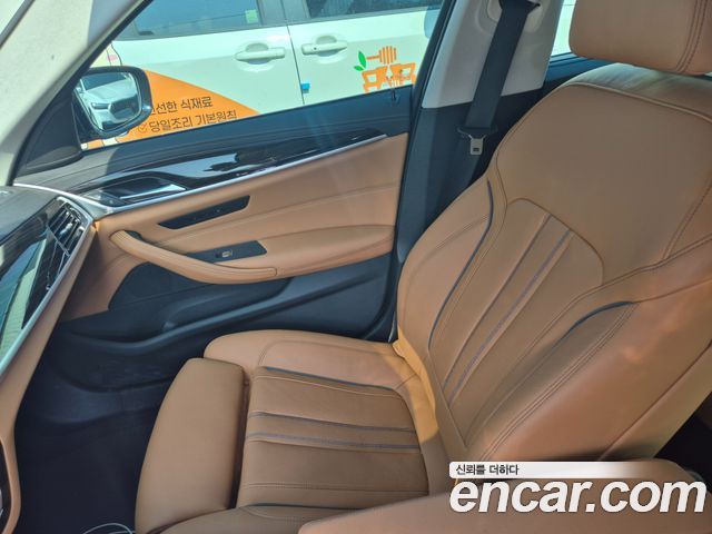 BMW 5 Series (G30) 520i Luxury 2023 — фото 18