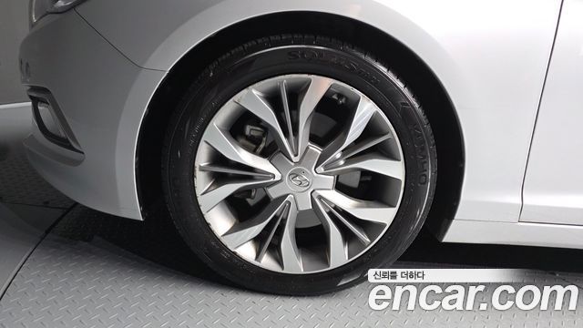 Hyundai Sonata (LF) 2.0 Smart Special 2016 — фото 5