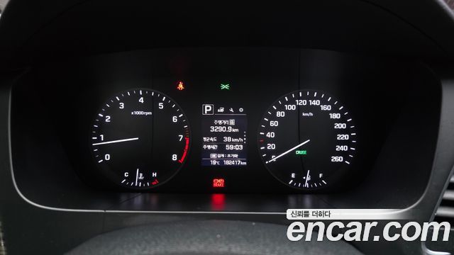 Hyundai Sonata (LF) 2.0 Smart Special 2016 — фото 8