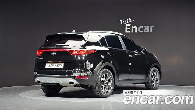 Kia Sportage The Bold Diesel 2.0 2WD Prestige 2021 — фото 2