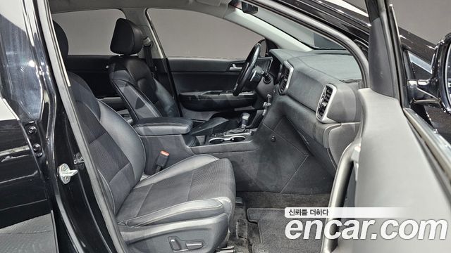 Kia Sportage The Bold Diesel 2.0 2WD Prestige 2021 — фото 26