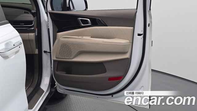 Kia Carnival (IV) HEV 7seater Signature 2024 — фото 25