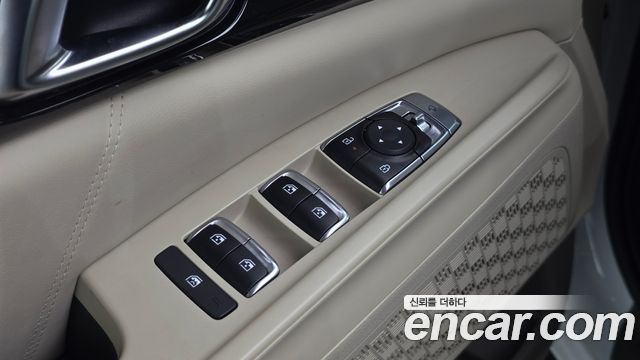 Kia Carnival (IV) HEV 7seater Signature 2024 — фото 37