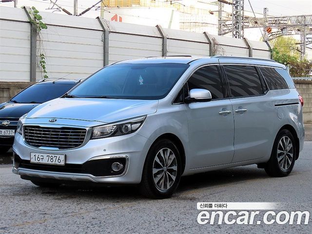 Kia Carnival 9-seater Luxury 2016 — фото 2