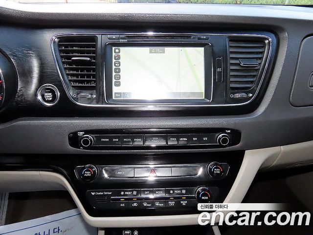 Kia Carnival 9-seater Luxury 2016 — фото 16
