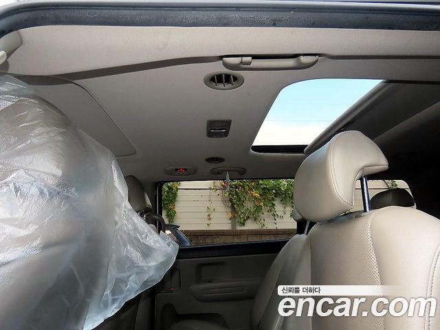 Kia Carnival 9-seater Luxury 2016 — фото 20