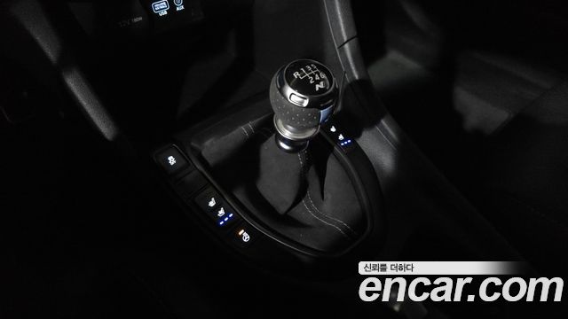 Hyundai Veloster (JS) 2.0 N 2019 — фото 9