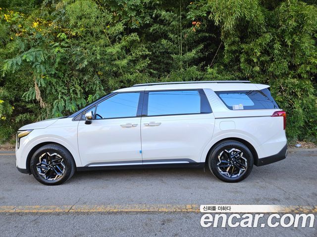 Kia Carnival (IV) Diesel 9-Seater Signature 2024 — фото 3