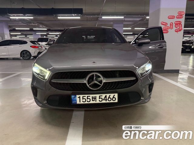 Mercedes-Benz A-Class (W177) A220 Sedan 2023 — фото 3