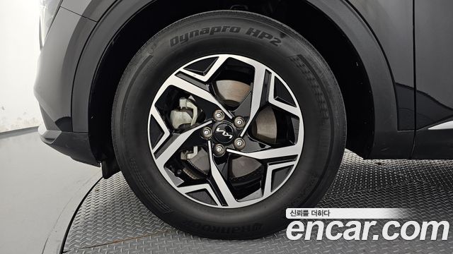 Kia Sportage (V) Diesel 2.0 2WD Prestige 2023 — фото 5