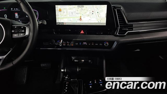 Kia Sportage (V) Diesel 2.0 2WD Prestige 2023 — фото 14