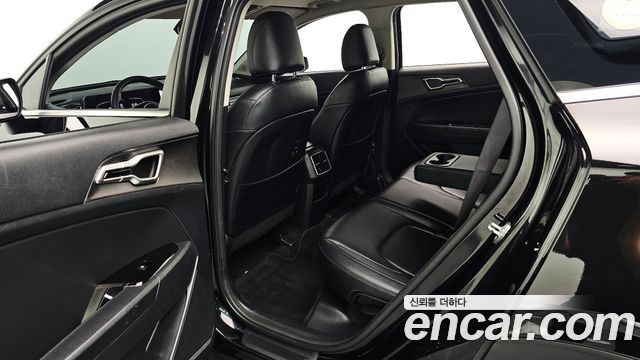 Kia Sportage (V) Diesel 2.0 2WD Prestige 2023 — фото 26