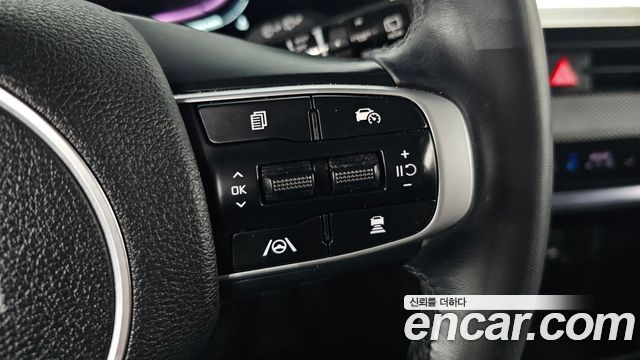 Kia Sportage (V) Diesel 2.0 2WD Prestige 2023 — фото 31