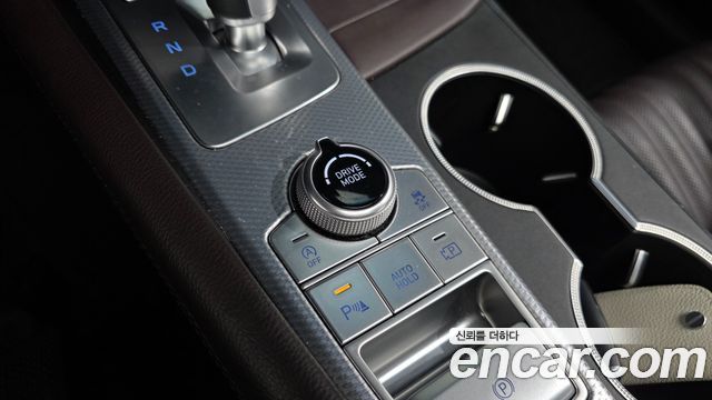 Genesis G70 Gasoline 2.0T 4WD 2023 — фото 18