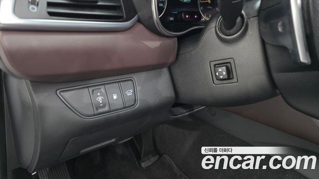 Genesis G70 Gasoline 2.0T 4WD 2023 — фото 27