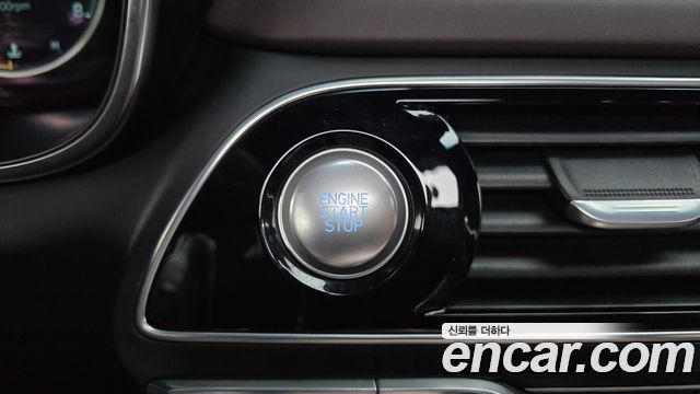 Genesis G70 Gasoline 2.0T 4WD 2023 — фото 28
