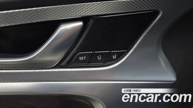 Genesis G70 Gasoline 2.0T 4WD 2023 — фото 34
