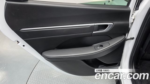 Hyundai Sonata The Edge (DN8) 1.6 Turbo Exclusive 2024 — фото 25
