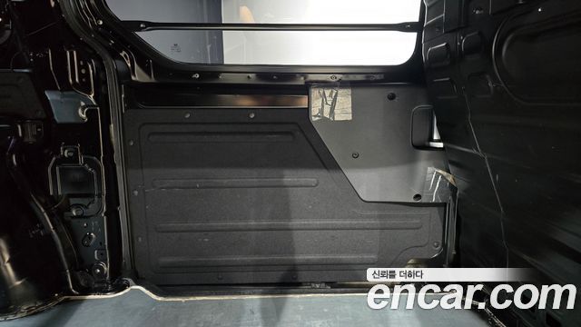 Hyundai Staria HEV 1.6 Cargo 3-Seater Modern 2025 — фото 25