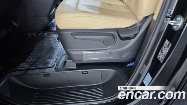 Hyundai Staria HEV 1.6 Cargo 3-Seater Modern 2025 — фото 28
