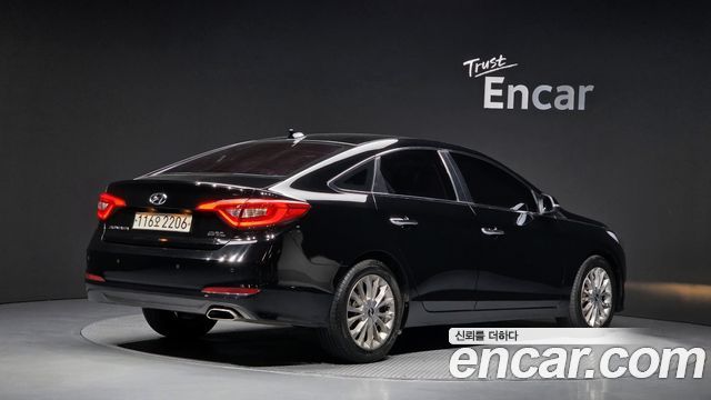 Hyundai Sonata (LF) 2.0 Smart 2017 — фото 2