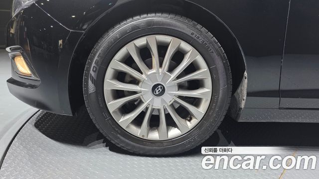 Hyundai Sonata (LF) 2.0 Smart 2017 — фото 5