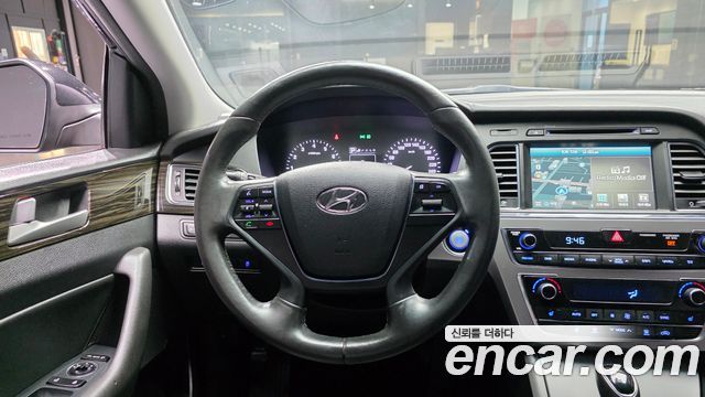 Hyundai Sonata (LF) 2.0 Smart 2017 — фото 14
