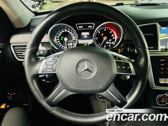 Mercedes-Benz M-Class (W166) ML350 BlueTEC 4MATIC 2015 — фото 8