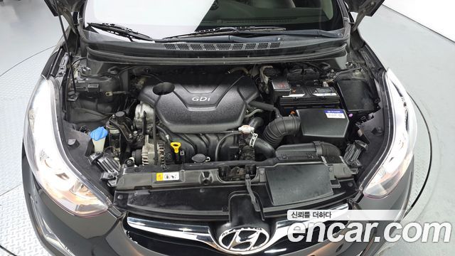 Hyundai Avante 1.6 GDi Modern Standard 2014 — фото 6