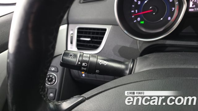Hyundai Avante 1.6 GDi Modern Standard 2014 — фото 18