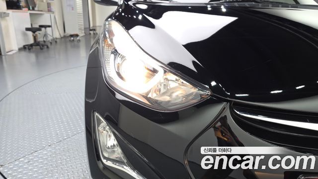 Hyundai Avante 1.6 GDi Modern Standard 2014 — фото 22