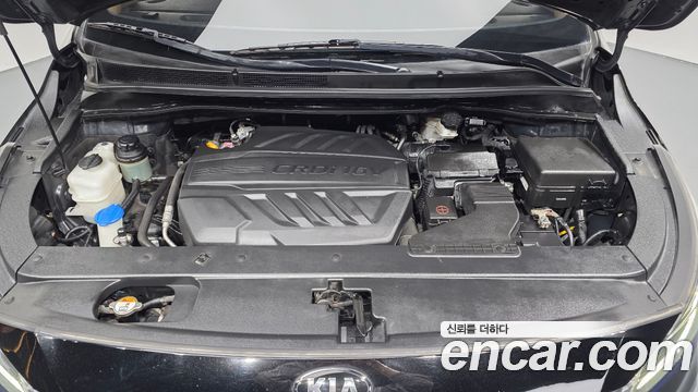 Kia Carnival 9-Seater Prstige 2019 — фото 6