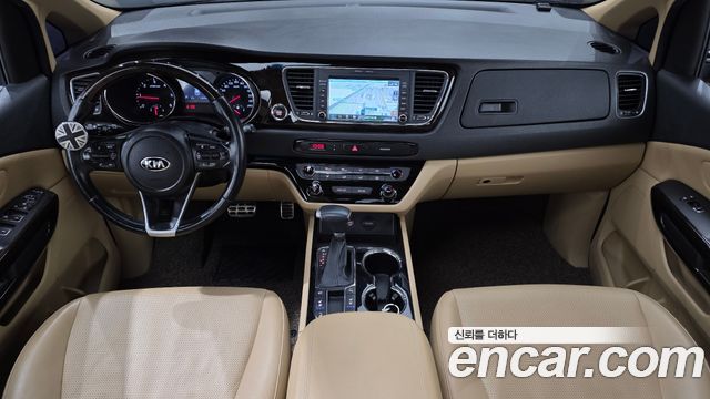 Kia Carnival 9-Seater Prstige 2019 — фото 7