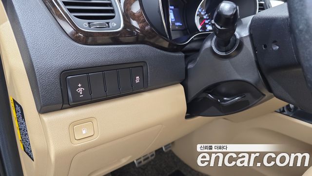 Kia Carnival 9-Seater Prstige 2019 — фото 29