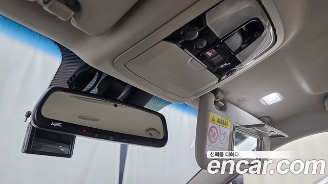 KG Mobility (SsangYong) Beautiful Korando Gasoline 1.5 2WD C5 Plus 2022 — фото 17