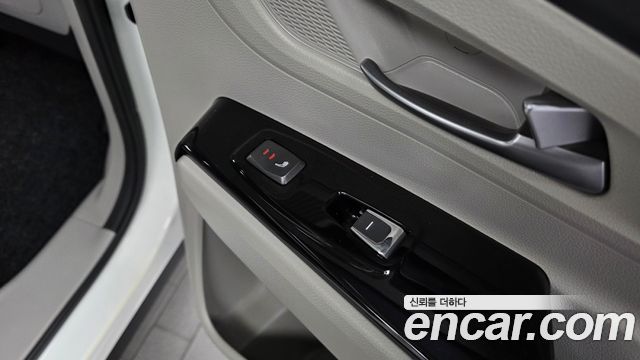 KG Mobility (SsangYong) Beautiful Korando Gasoline 1.5 2WD C5 Plus 2022 — фото 19