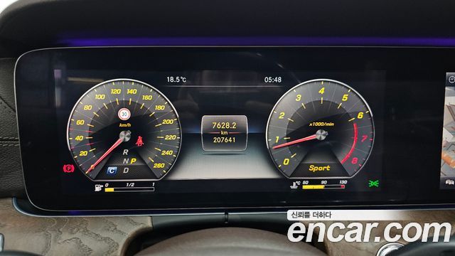 Mercedes-Benz E-Class (W213) E300 4MATIC Exclusive 2018 — фото 8