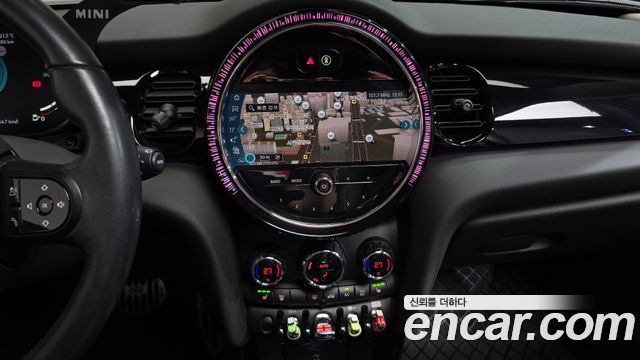 MINI Cooper Classic Plus 3rd 2022 — фото 27