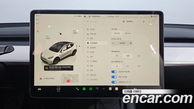 Tesla Model Y RWD 2024 — фото 19