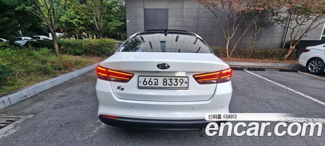 Kia K5 (II) 2.0 SX Prestige 2017 — фото 4