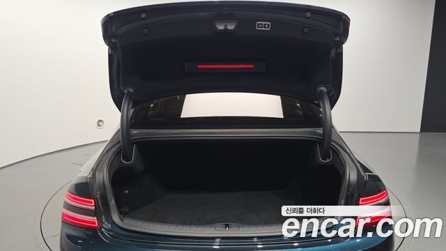 Genesis G80 (RG3) Gasoline 2.5 Turbo AWD 2022 — фото 20