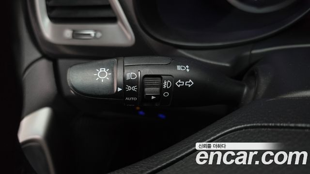 Hyundai Santa Fe The Prime Diesel 2.0 2WD Premium 2016 — фото 20