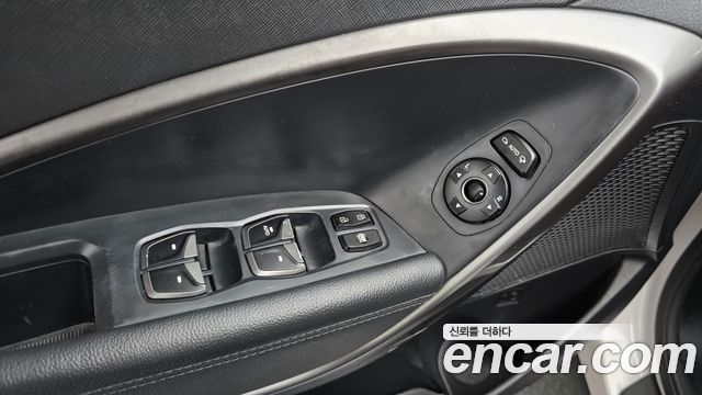 Hyundai Santa Fe The Prime Diesel 2.0 2WD Premium 2016 — фото 30