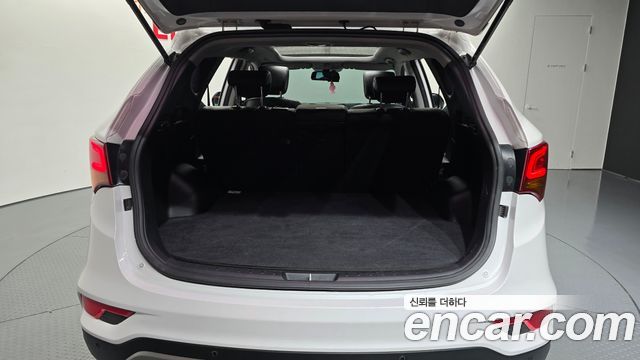 Hyundai Santa Fe The Prime Diesel 2.0 2WD Premium 2016 — фото 33