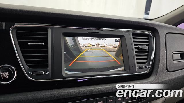 Kia Carnival 11-seater Prestige 2018 — фото 15